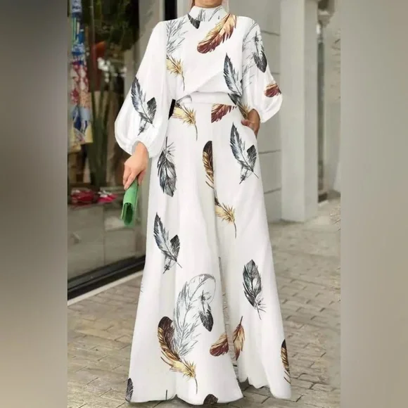 💋Boutique | Feather Me Not Jumpsuit Size Medium - Picture 3 of 3